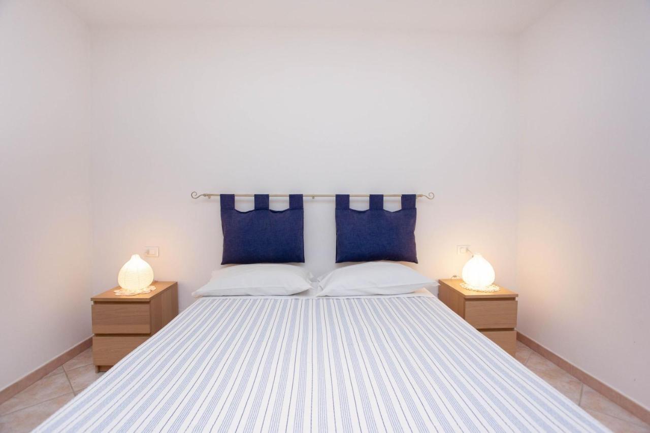 Casa Antonella Apartment Orosei Ngoại thất bức ảnh